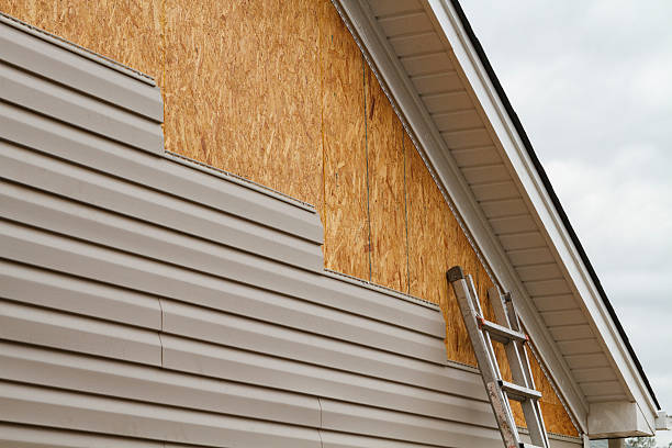 24/7 Emergency Vinyl Siding experts in Hartford, IL